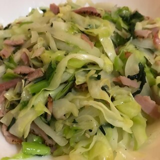 小松菜とキャベツのサラダ